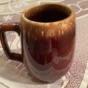 Vintage mint condition Hull Barrel Mug